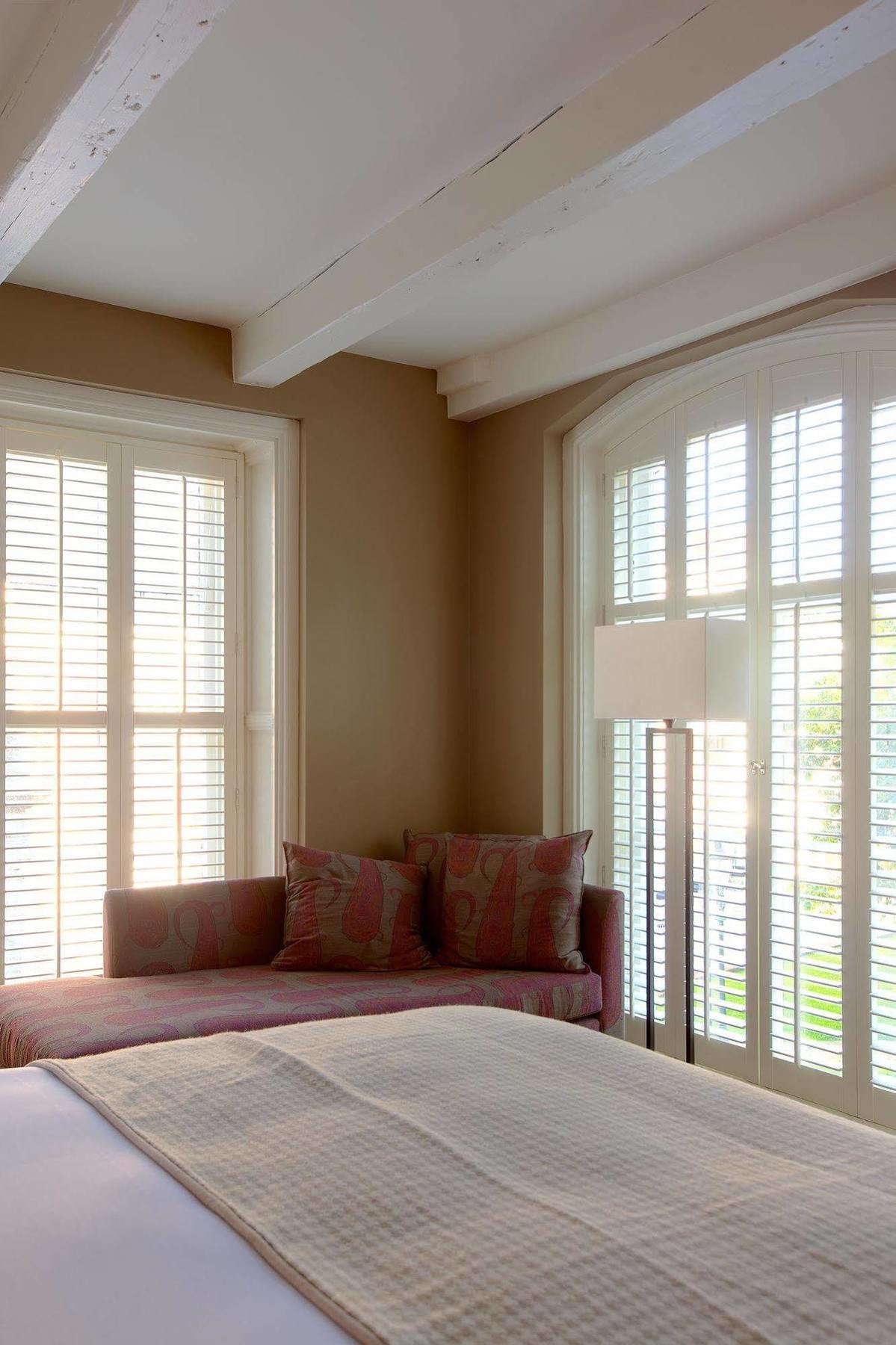 Prinsenhof Groningen Exterior photo Interior shutters